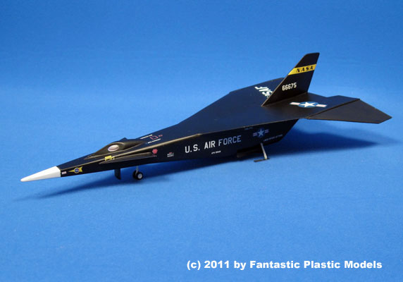 X-15D [Fantastic-Plastic 1/72] X-15d-11