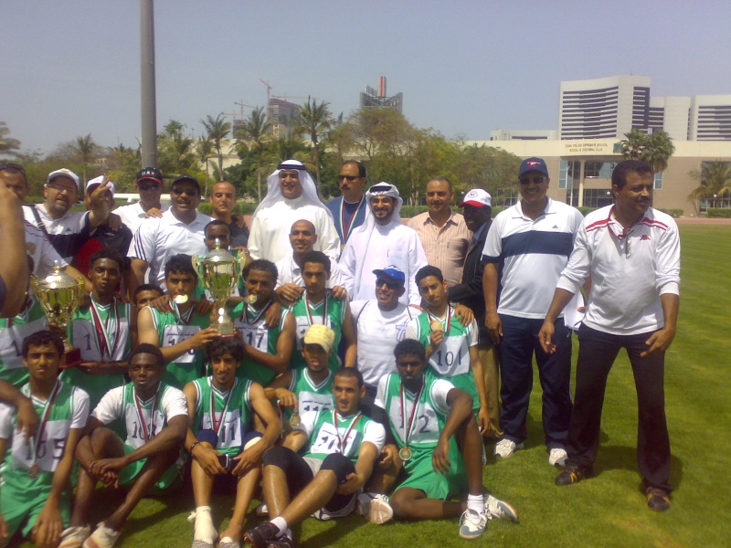 فريق منتخب المنطقة لالعاب القوي يفوز بالمركز الاول في بطولة الدولة لالعاب القوي 2010/2009 20100312