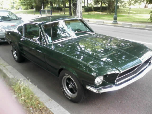 Voilà mes 2 Mustangs 00211