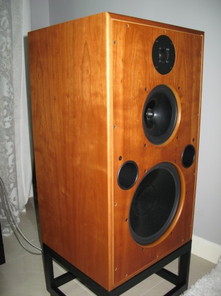 Harbeth Monitor 40 speakers (Used) SOLD M4011