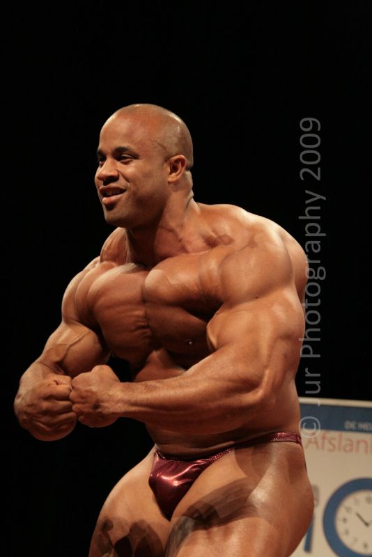 Victor Martinez avant Olympia 2009 Lk10