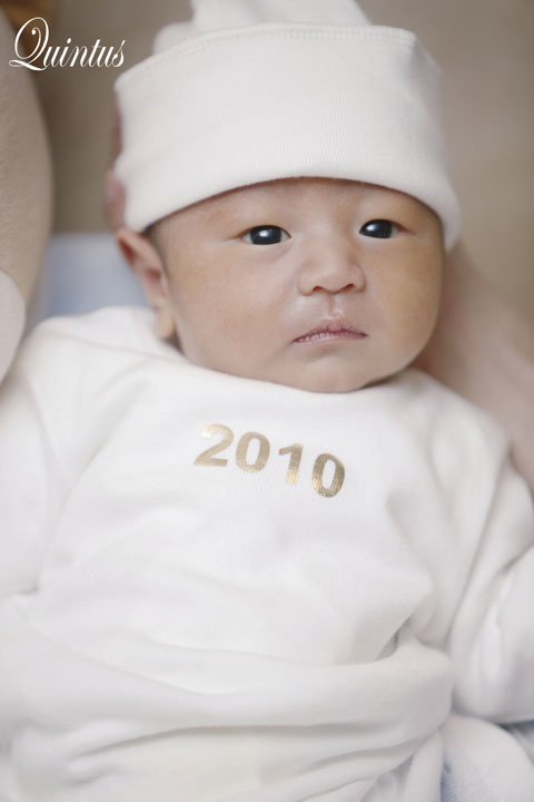Nicholas Tse released photos of his new born second son - updates on Cecelia Cheung 2010_n10