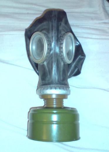 Máscara anti gas mostaza. Guerra Fria. Sin_no13