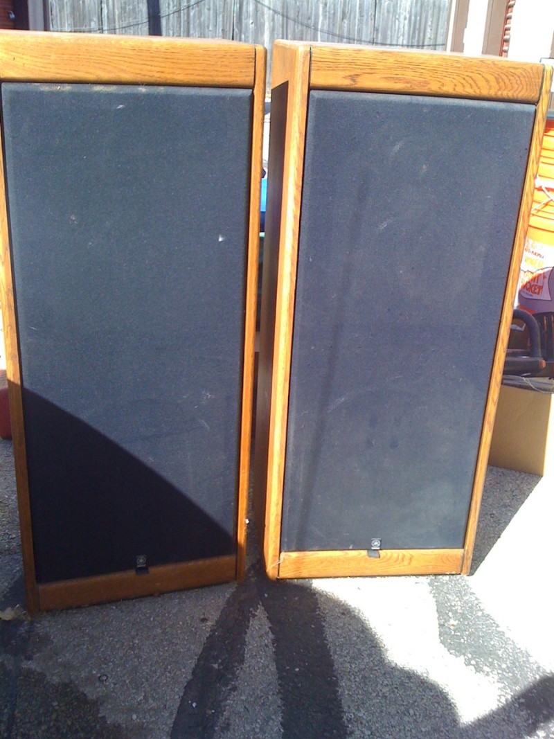 FS- Yamaha Floor Speakers / PU only Mansfield, TX Speake10