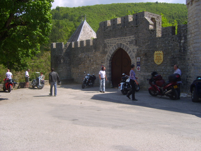 balade dans les gorge de la meouge - Page 2 03710