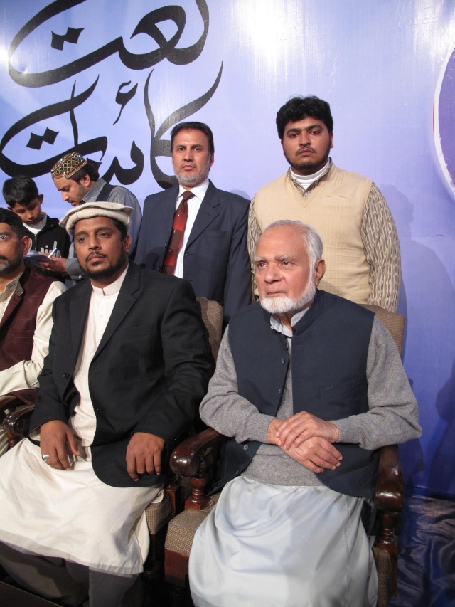 Editor Naat News Zakaria Ashrafi, Saeed Mughal, Shebaz Qamar Faridi and Sabeeh Rehmani with Muzaffar Warsi Img_9010