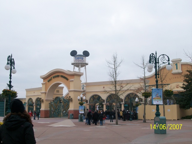 newport - [Disneyland Paris] Disney's Newport Bay Club (du 16 au 20 novembre) - Page 2 Disne104
