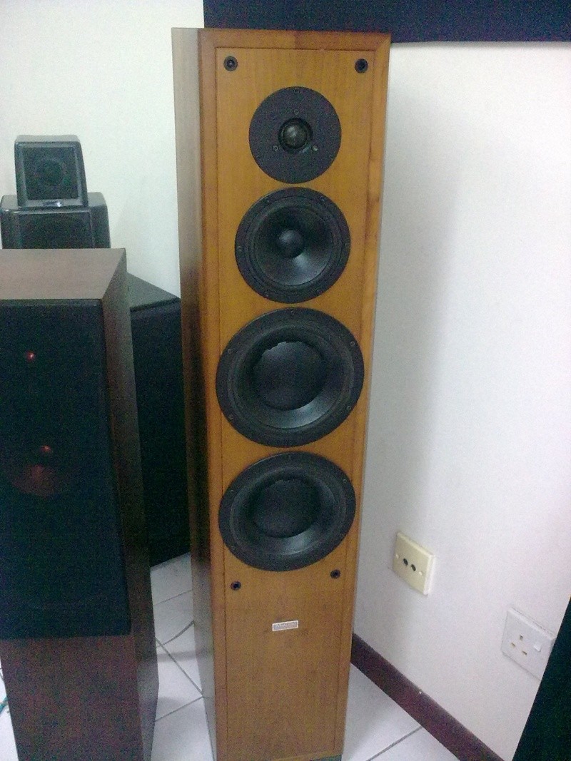 Dynaudio Contour 3.3 Speaker (SOLD) 21112010