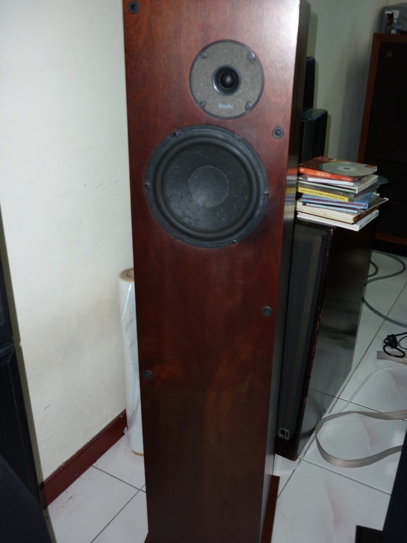Proac Response 2.5 floorstand speaker (Used) P1000812