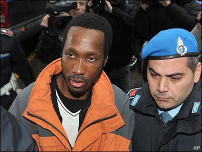 Meredith Kercher Found Deceased 11/1/07 - Rudy Guede Sentenced To 16 Years - Amanda Knox And Raffaele Sollecito Found Not Guilty - Page 2 09122210