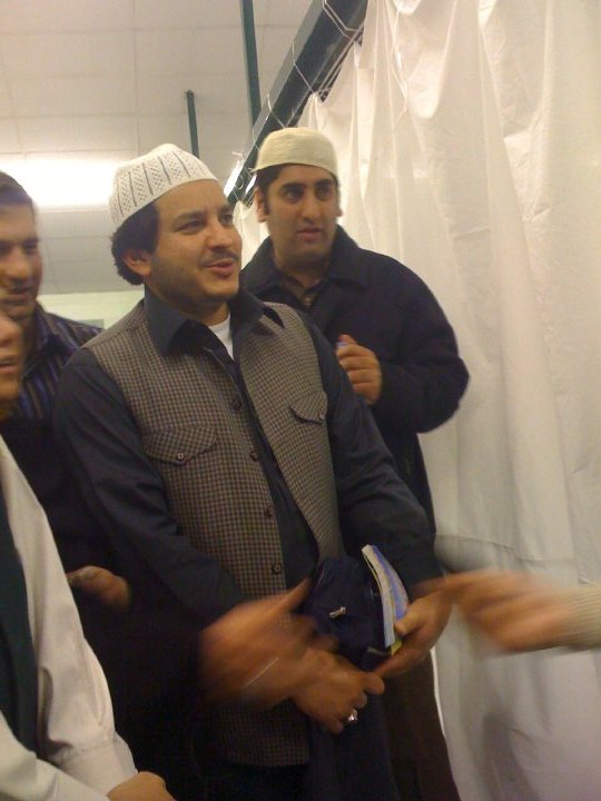 Shahbaz Qamar Faridi with Parvez iqbal (Mehfil e Milad hosted by Samia Naz) in Leeds on 31st March 2009 25213_12