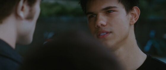 Screencaps From The HD/IMAX Final ‘Eclipse’ Trailer!! Jakeed10