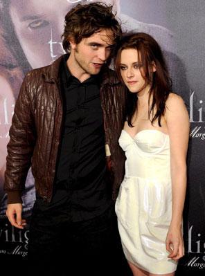 Robert Pattinson y Kristen Stewart competirán en los MTV Movie Awards Robert19