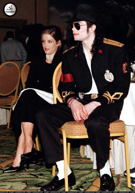 Michael Jackson e Lisa Marie Presley - Pagina 6 Grerrr11