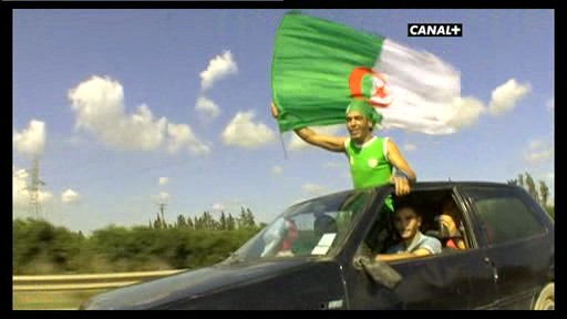 صور للمنتخب الجزائر 1jx2z610