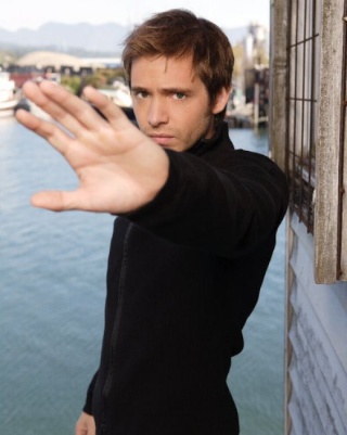 Aaron Stanford es John Allerdyce 26788410