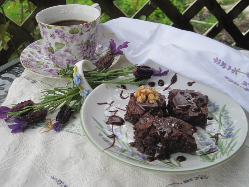 Lavender Brownies June_910