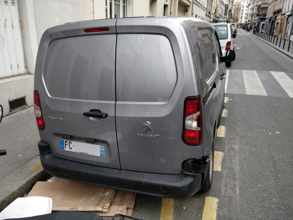 2018 - [Peugeot/Citroën/Opel] Rifter/Berlingo/Combo [K9] - Page 2 Img_2011