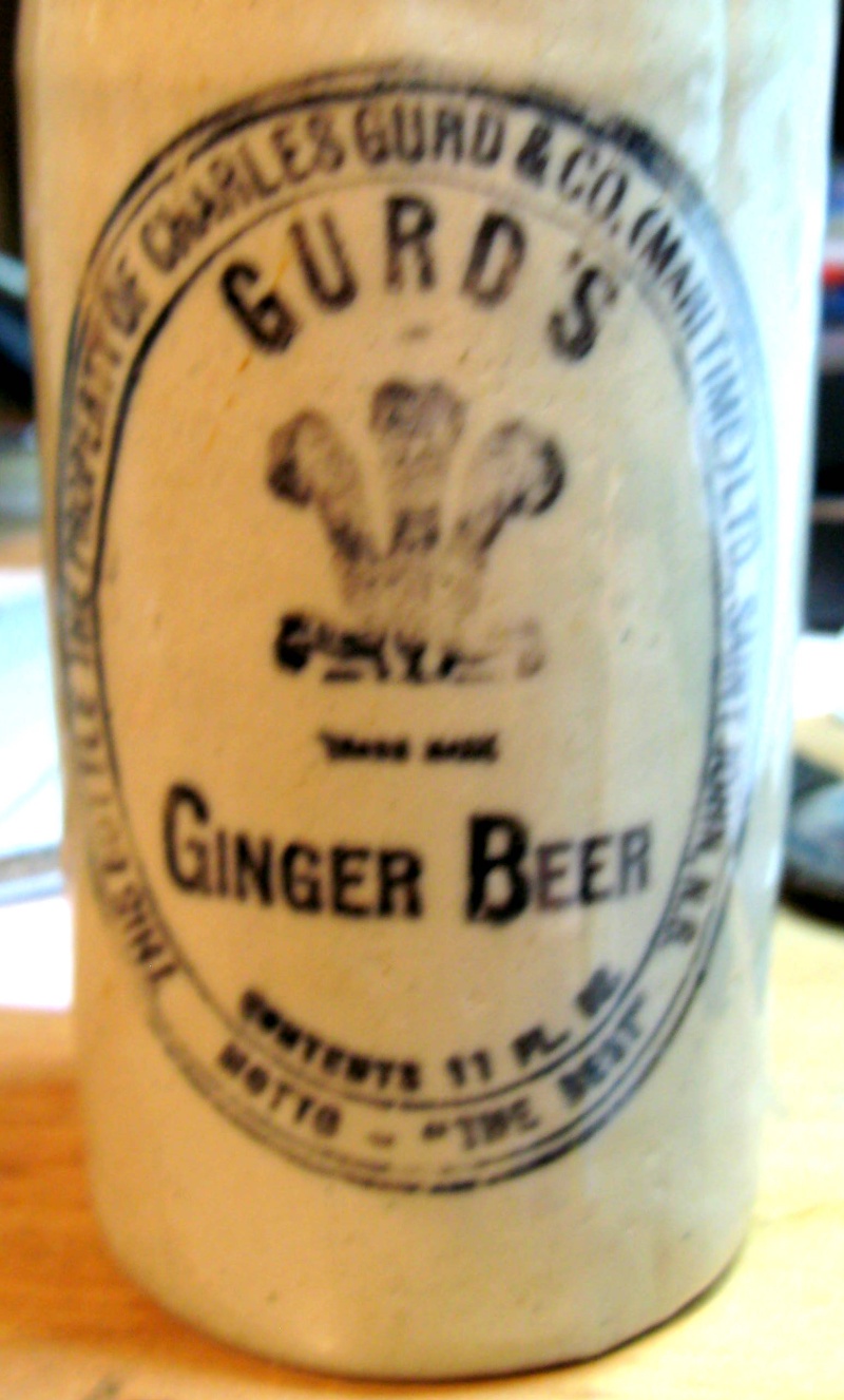 mes gurd`s ginger beer  8 bouteille  Gurd_019