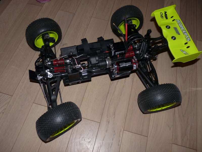b-revo chassis alu et b-revo chassis carbone - Page 17 P1010913