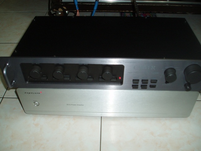 Exposure 3010 Power Amplifier P1010012