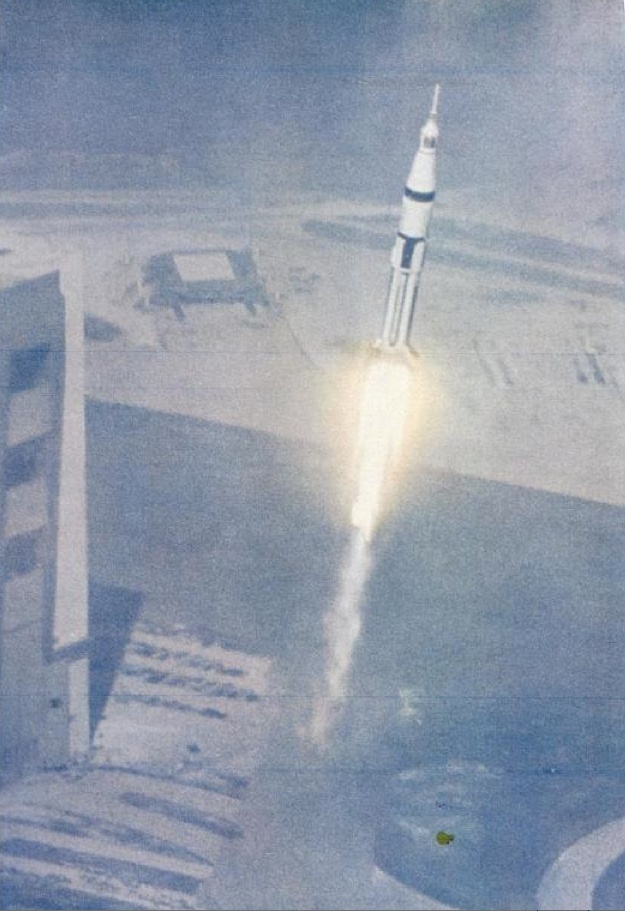 Photos rares et/ou originales, de préférence inédites sur le forum Apollo10
