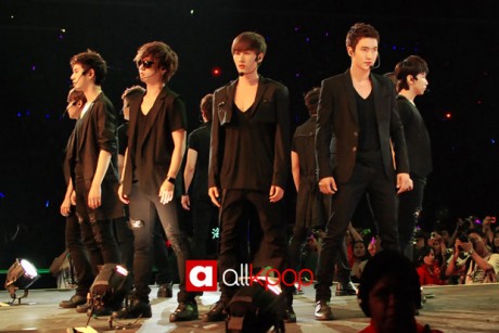[NEWS]Happy Fifth Anniversary to Super Junior! 20101110