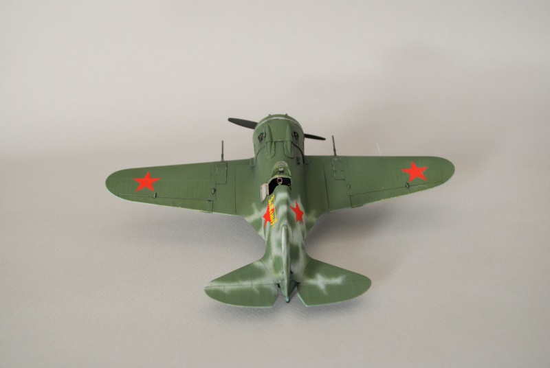 Polikarpov I-16 Type 17 Eduard 1/48 Profipack Dsc_0218