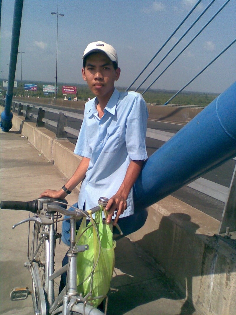 Chiêu Bình SP Toán Tin K34 đi Gò Công lên Mỹ Thuận (120 km) bằng xe đạp - tin không tùy bạn Image041