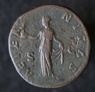 Le médailler de Caligula de Lugdunum Img_7956