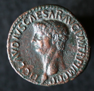 Le médailler de Caligula de Lugdunum - Page 3 Img_7997