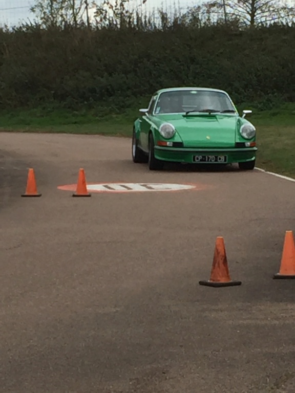 JOURNEE DE ROULAGE AU CIRCUIT DES ECUYERS (02) Samedi 27 octobre 2018 C1f27310