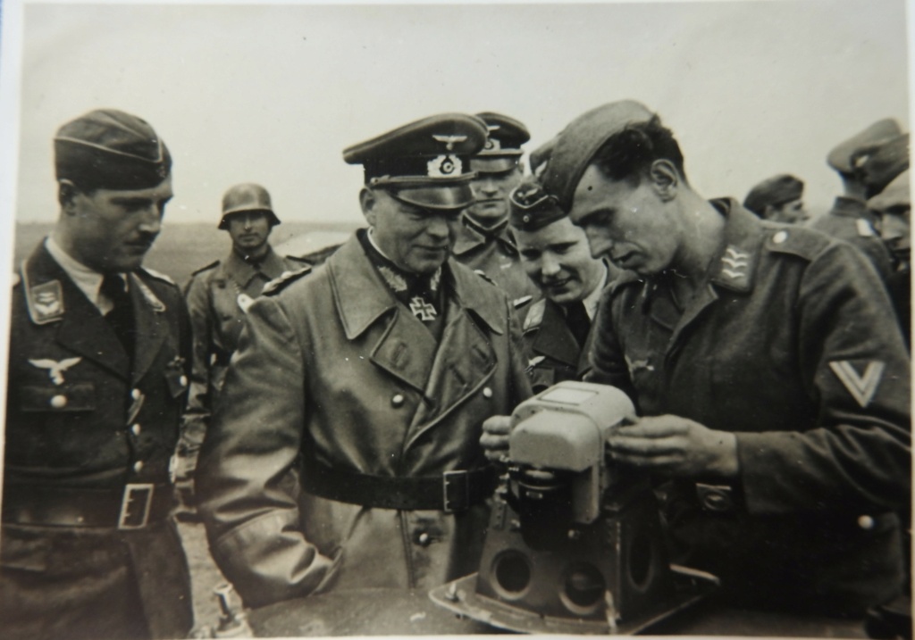 officiers allemands à reconnaitre.... Dscn9895