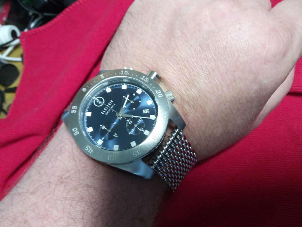Electric Dw01 300m Divers Chronograph Img_2025