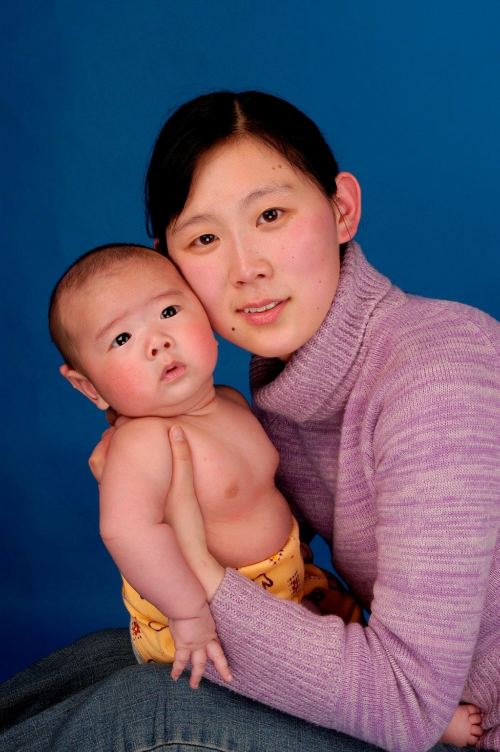誕爸王堅替小可愛們向中華泰鬥鬥姆元君王景思~、西方和平豹善豹吉祥豹耶穌王豹男~、中華擎天柱離不開的牽牛花觀世音菩薩王梅酷~、......祈福! Ayuiio10