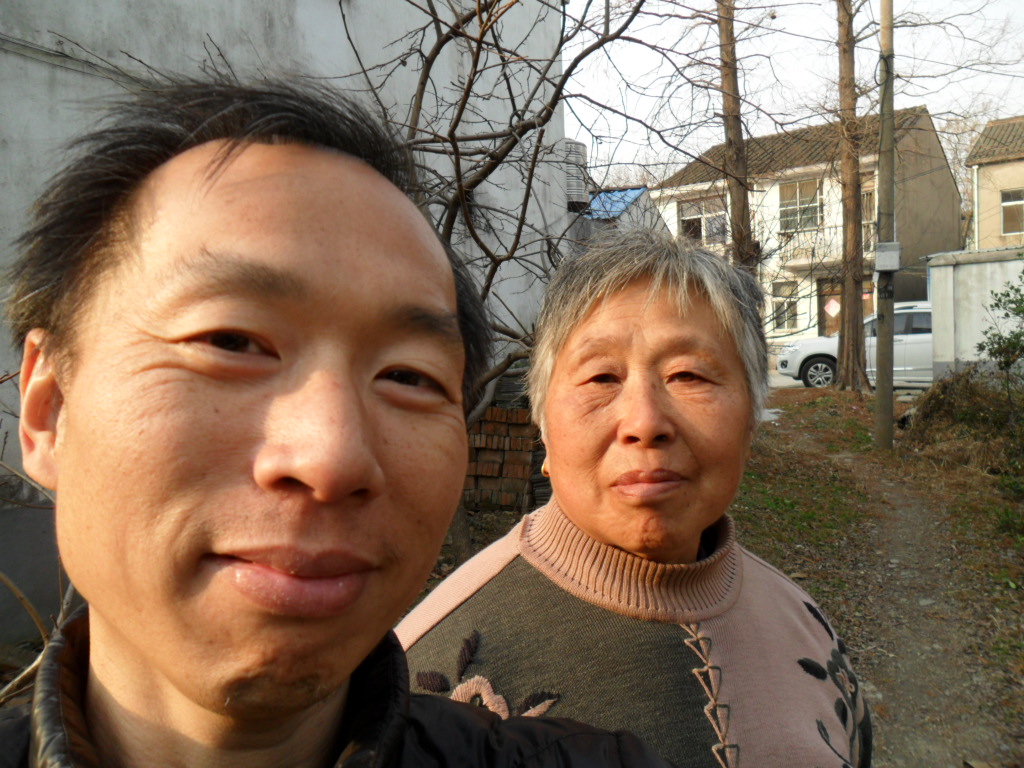 誕爸王堅替小可愛們向中華泰鬥鬥姆元君王景思~、西方和平豹善豹吉祥豹耶穌王豹男~、中華擎天柱離不開的牽牛花觀世音菩薩王梅酷~、......祈福! Nuiuua10