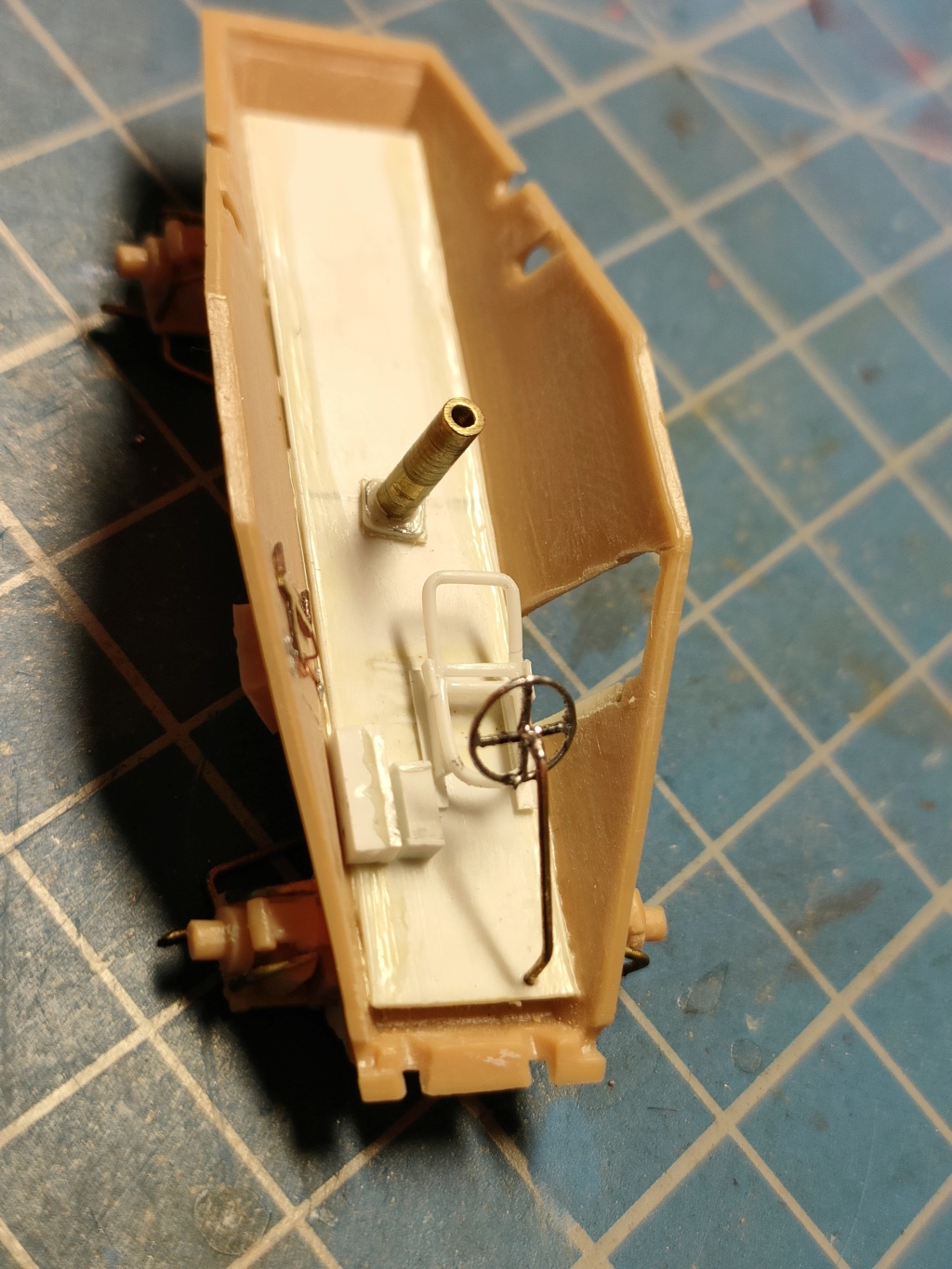 GB Afrique "Plus rien a recuperer ici!" Sdkfz 222 Fujimi 1/76 Jeep 1/76 Matchbox Img20128