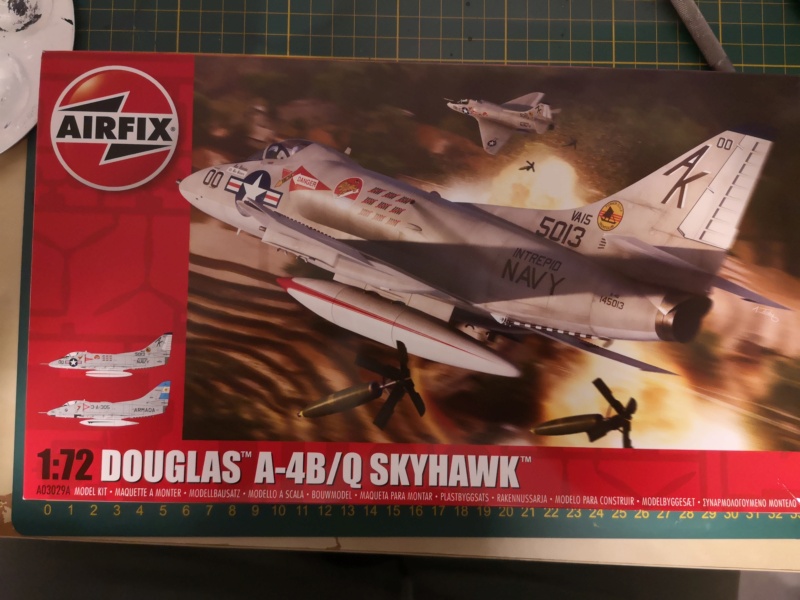 [AIRFIX]Douglas A-4B/Q Skyhawk (fini) Img_2034