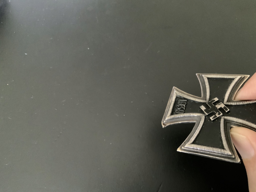 Conseils pour restaurer une Croix de chevalier de La Croix de fer B4894c10