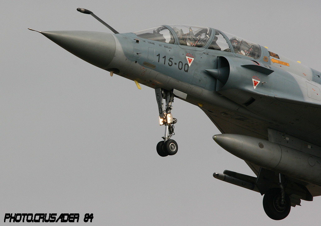 Mirage 2000 ... série 801 à 900 Pilote10