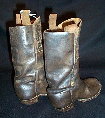 Les bottes de la guerre civile L8a10