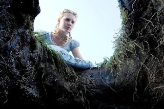 Alice in Wonderland (2010, Tim Burton) 19101810