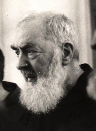 Saint Padre Pio 19173710