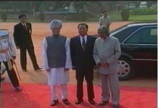 Chairman of the SPDC paid Goodwill Visit to India in 2004 211