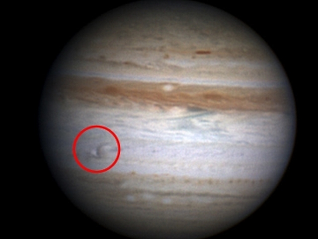 Un peu d'actualit sur la plante des ouragans, Jupiter...   Jupcgo10