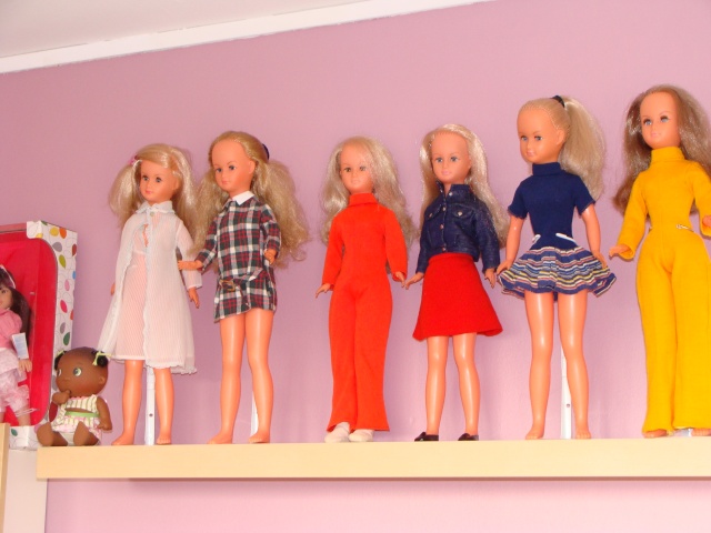 Toutes sortes de poupées Etagdo10