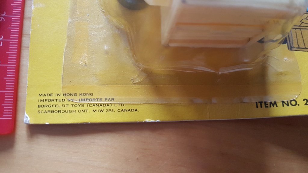 Borgfeldt Toys (Canada) Contai13