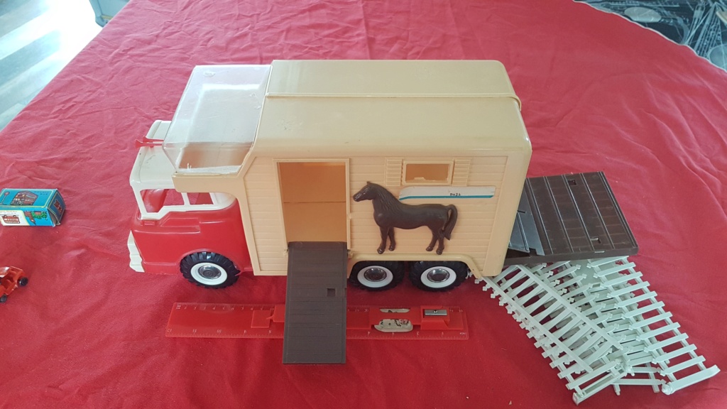 Andy Gard Toys (USA) Horse_17