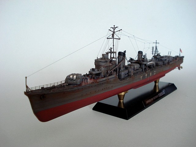 Yukikaze Tamiya 1/350. Yukika11