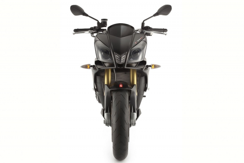 Nouvelle Aprilia tuono V4R L-apri12